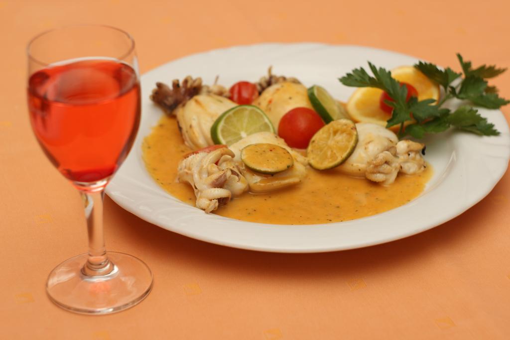 Hotel & Restaurant Am Kirschberg Alten Buseck ภายนอก รูปภาพ