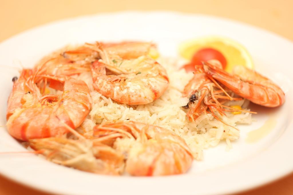 Hotel & Restaurant Am Kirschberg Alten Buseck ภายนอก รูปภาพ