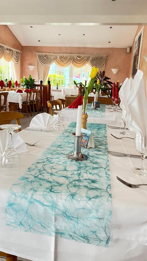 Hotel & Restaurant Am Kirschberg Alten Buseck ภายนอก รูปภาพ