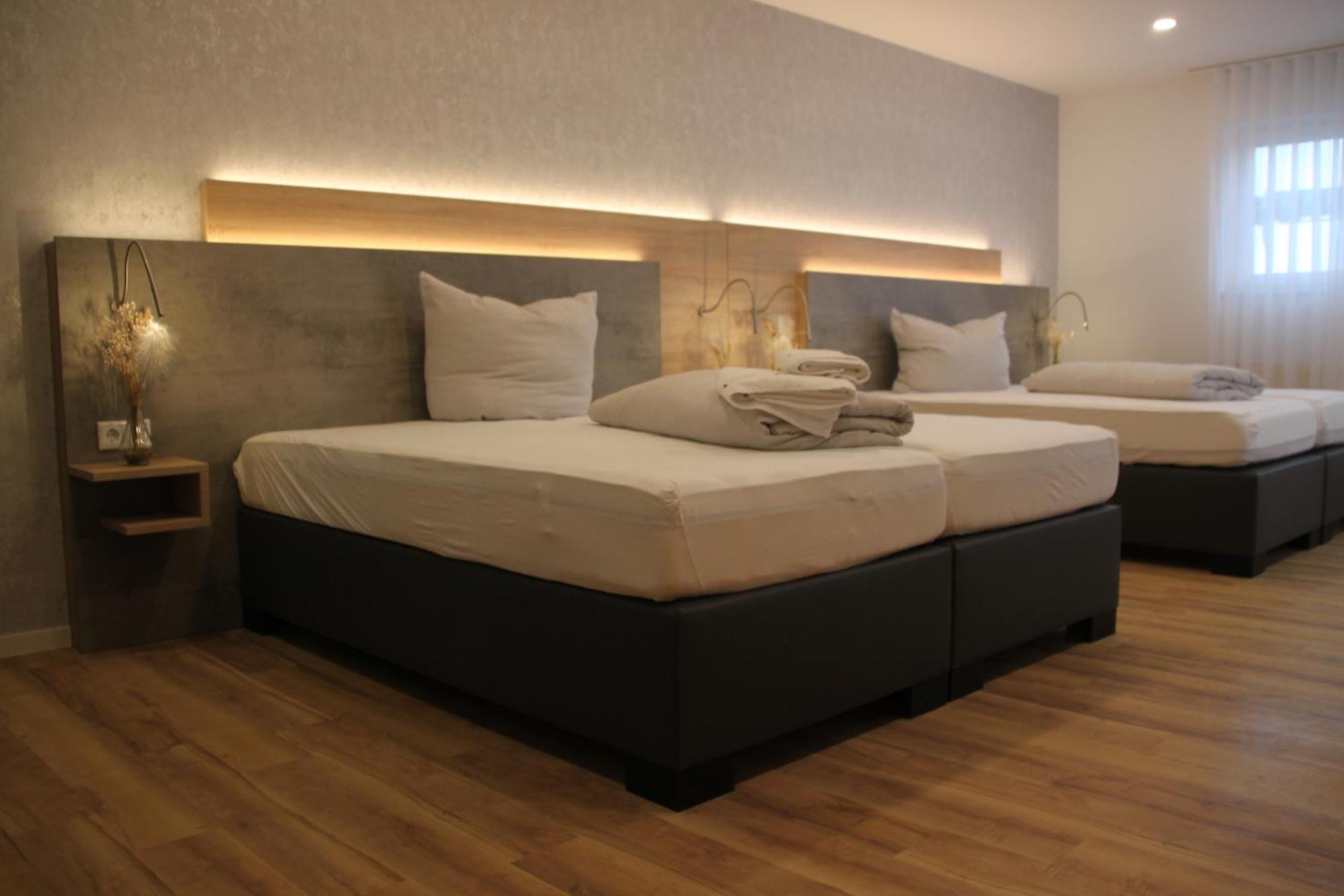 Hotel & Restaurant Am Kirschberg Alten Buseck ภายนอก รูปภาพ