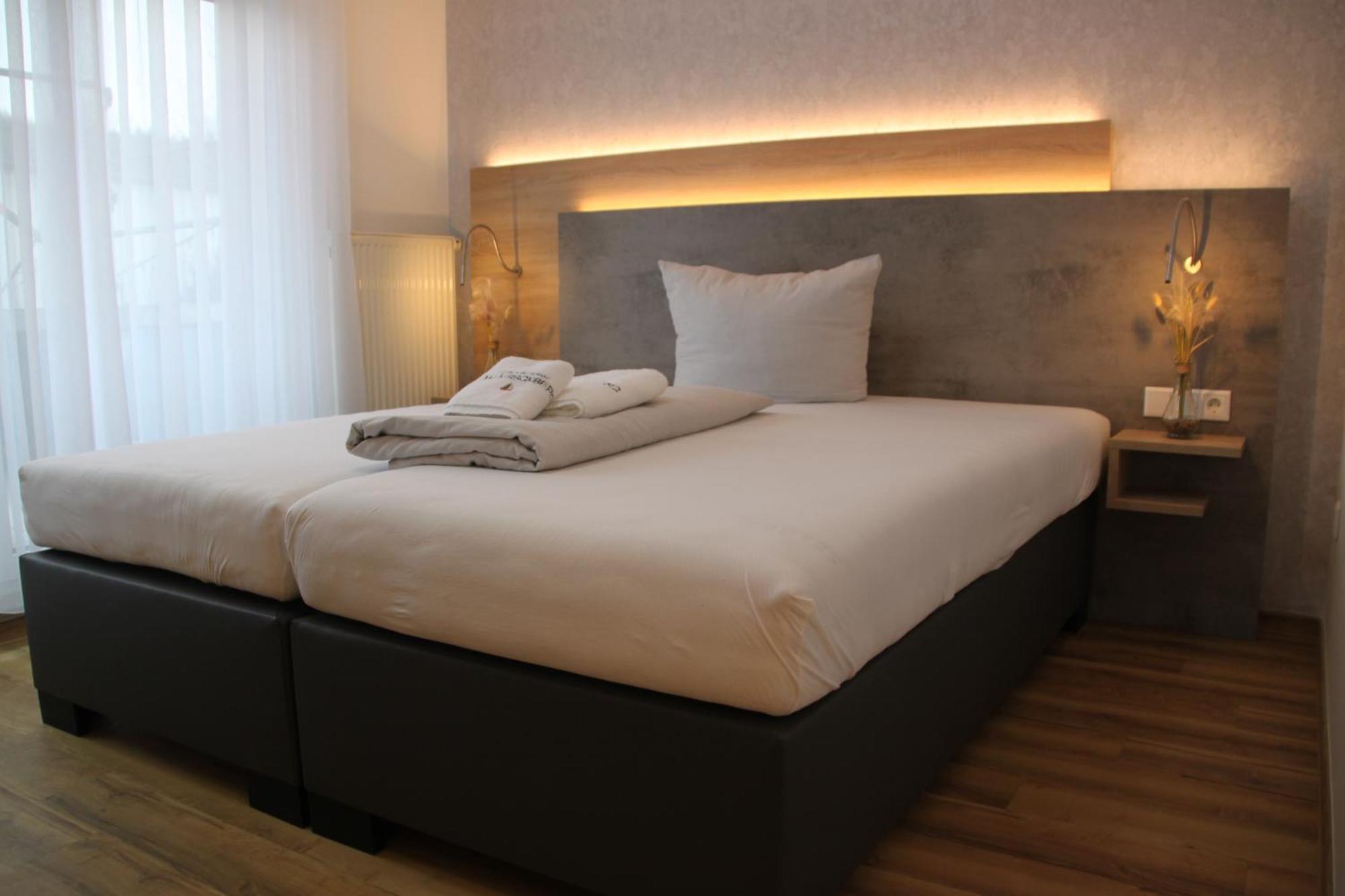 Hotel & Restaurant Am Kirschberg Alten Buseck ภายนอก รูปภาพ